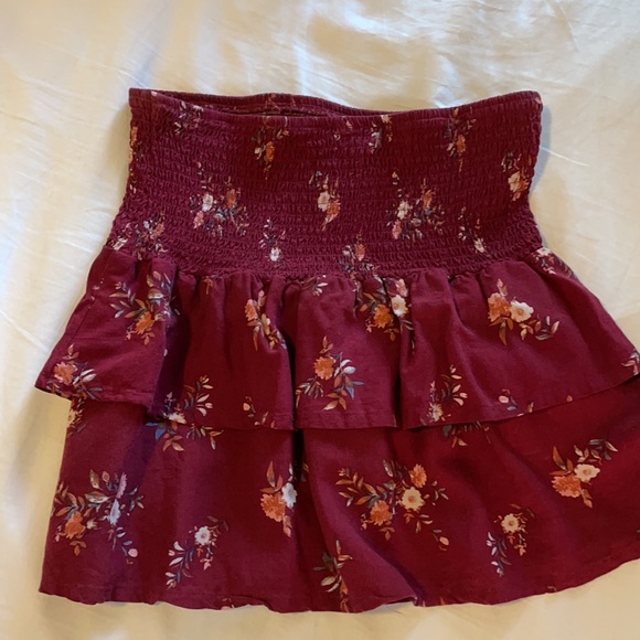 Socialite mini skirt. Can be worn as top - Picture 3 of 3